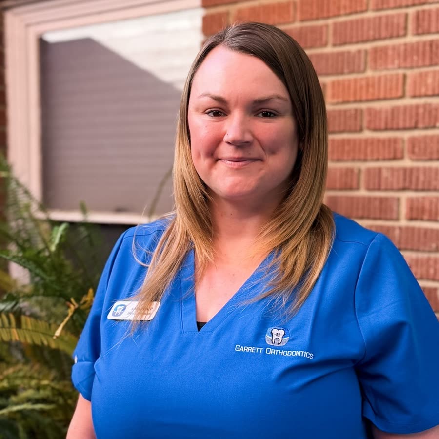 Amanda P., Dental Assistant, Lab Tech and Sterilization Tech.